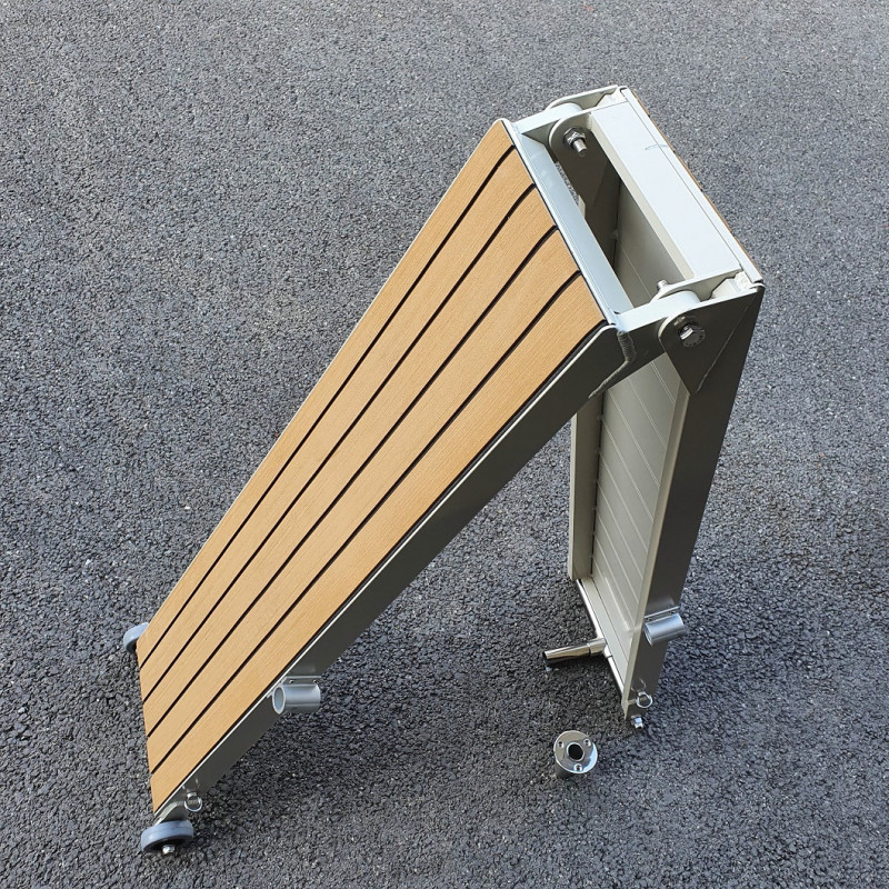 Passerelle légère BASE GRISE en alu pliable - Revêtement mousse 3M