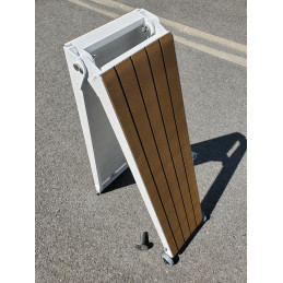 Passerelle légère blanche en alu pliable avec revêtement mousse 3M